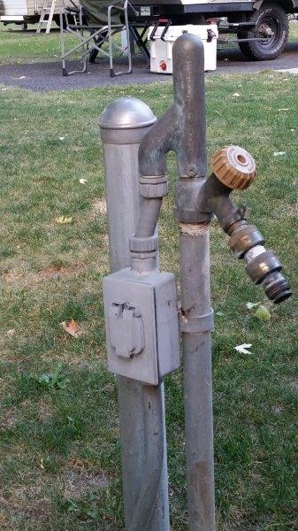 Jim and I are still trying to figure out what the deal was with this faucet in the campground. Do you plug it in to keep the pipe from freezing????